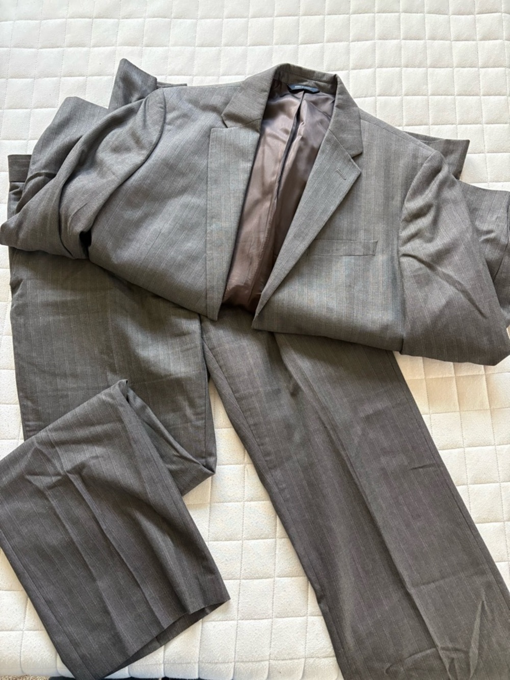 Banana Republic Men's Brown Pinstripe Two-Piece Suit - Size 40R, 35/32